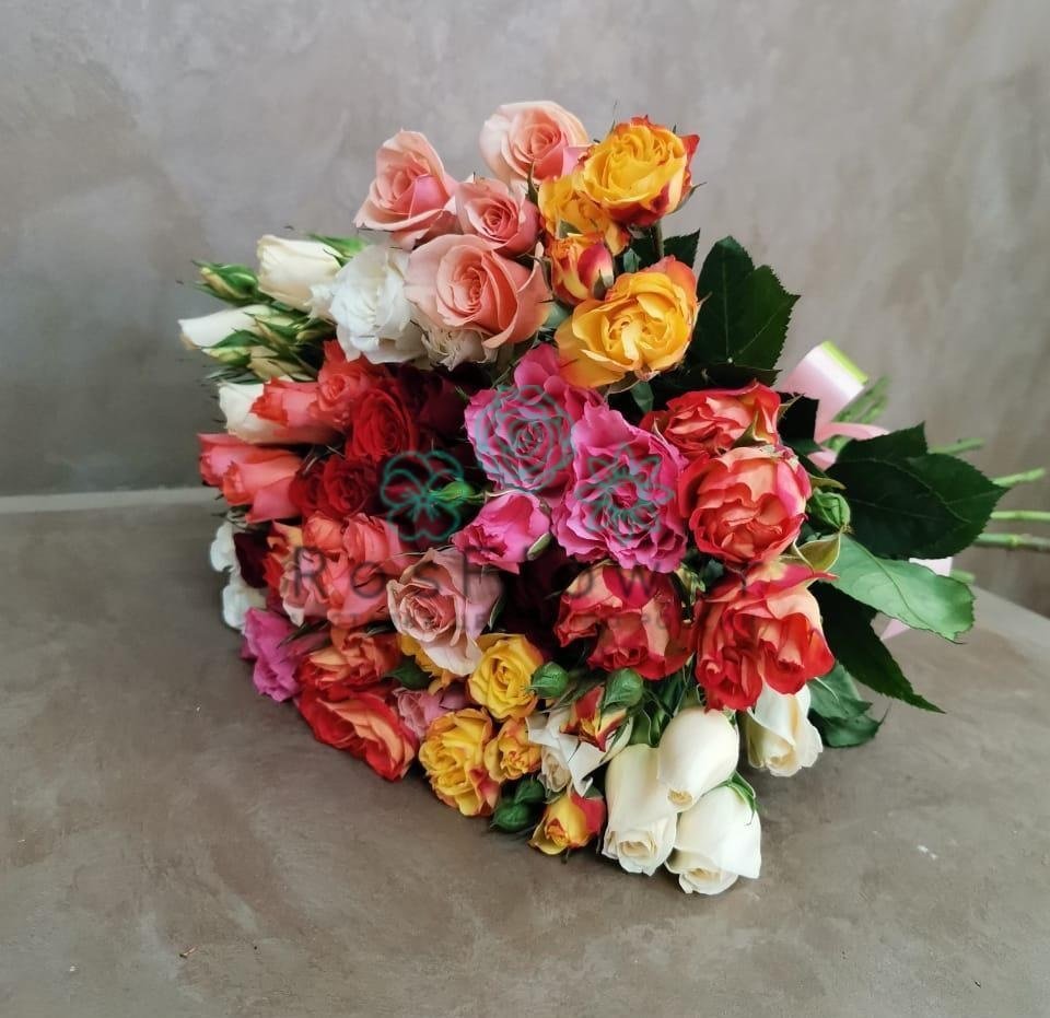 Букет цветов из: Розы в Лесные Поляны