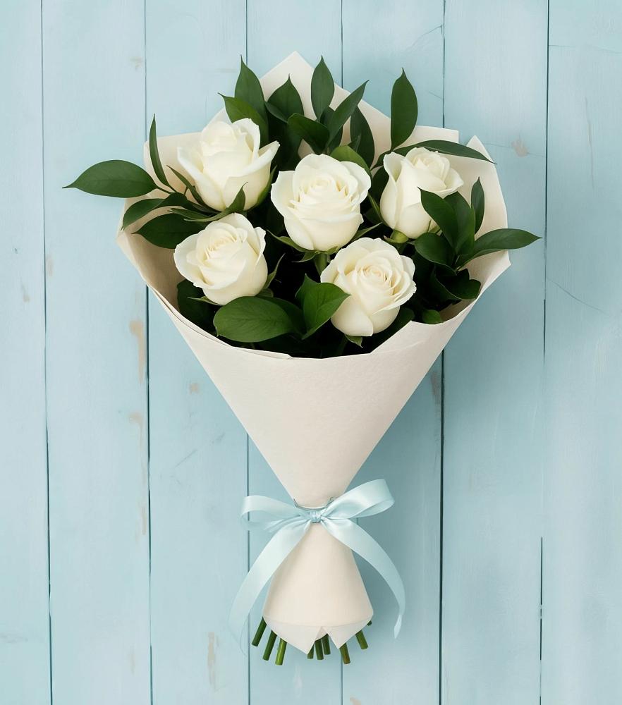 Букет цветов из: Розы в Лесные Поляны