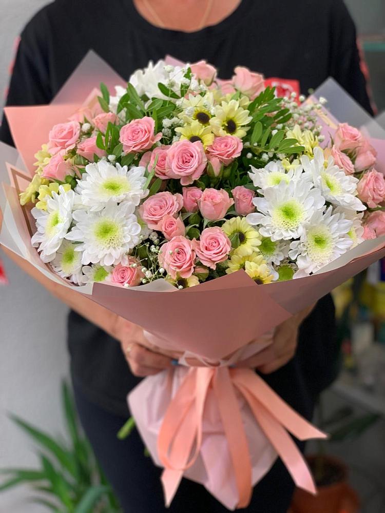 Букет цветов из: Розы и Хризантемы в Лесные Поляны