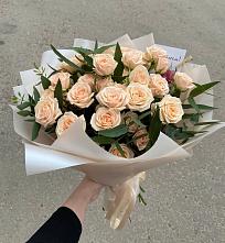 Букет Кремовые розы Латте в Лесные Поляны