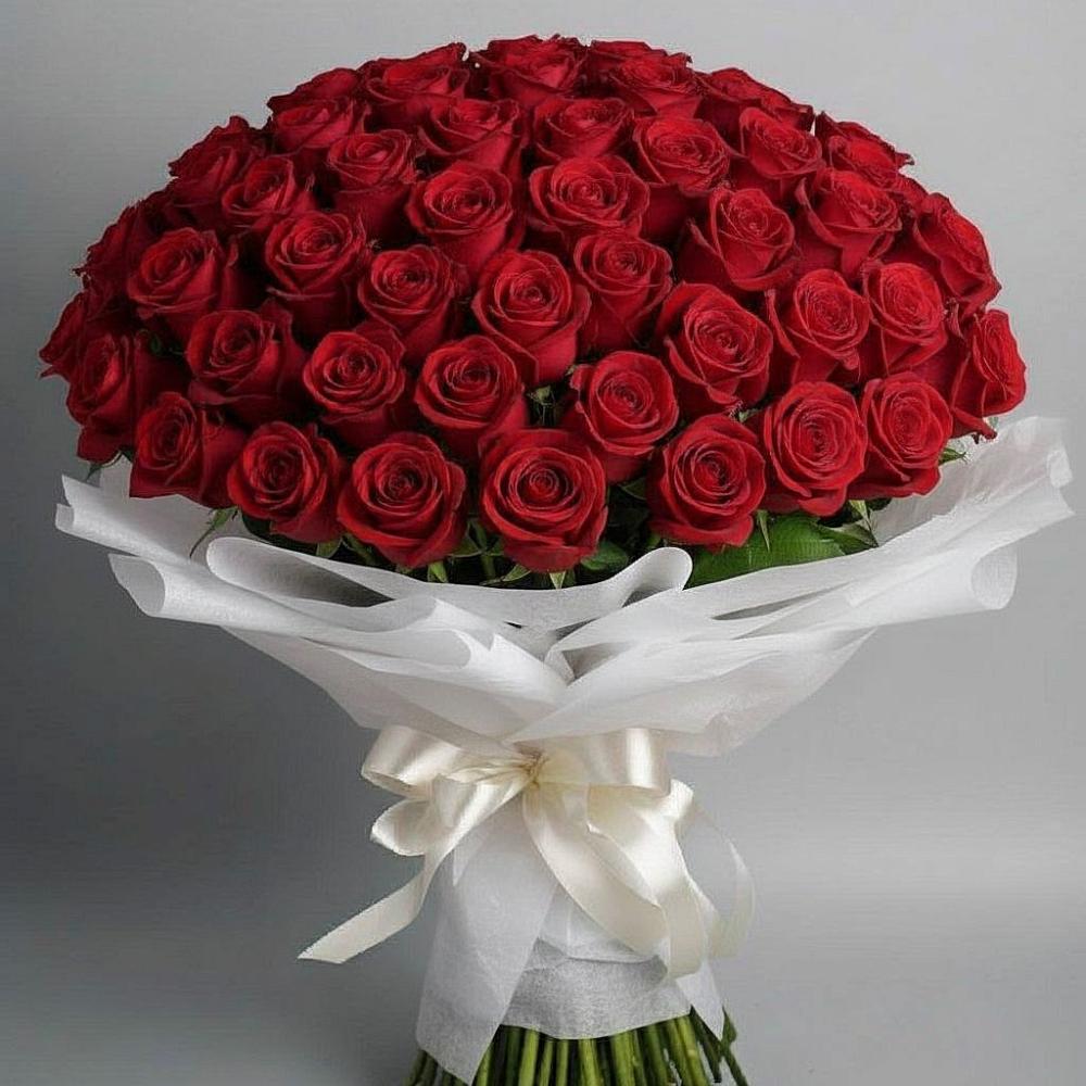 Букет 101 Красная роза Блэк Мэджик в Лесные Поляны