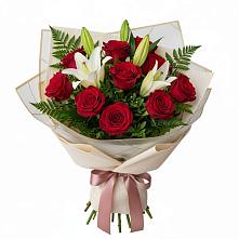 Букет цветов из:  Лилии и Розы в Лесные Поляны