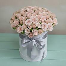 Цветочная композиция из Розы в шляпной коробке в Лесные Поляны