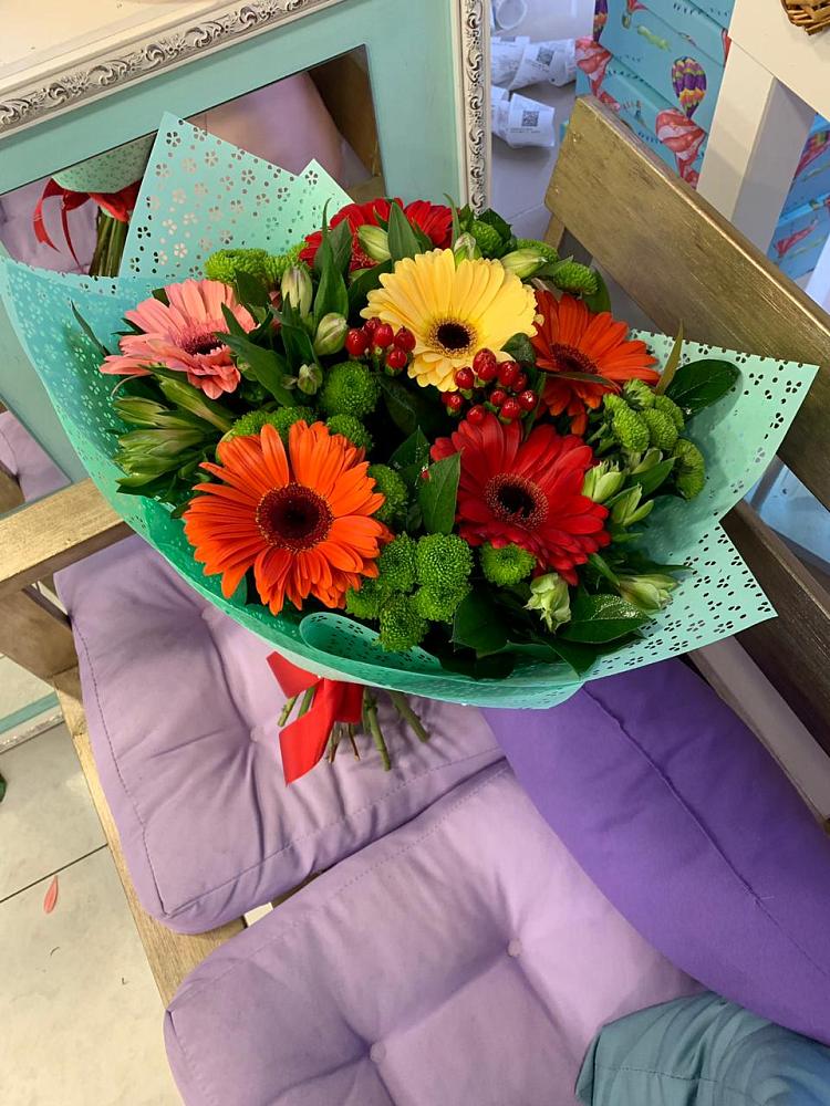 Букет цветов из: Герберы, Хризантемы и Альстромерии в Лесные Поляны