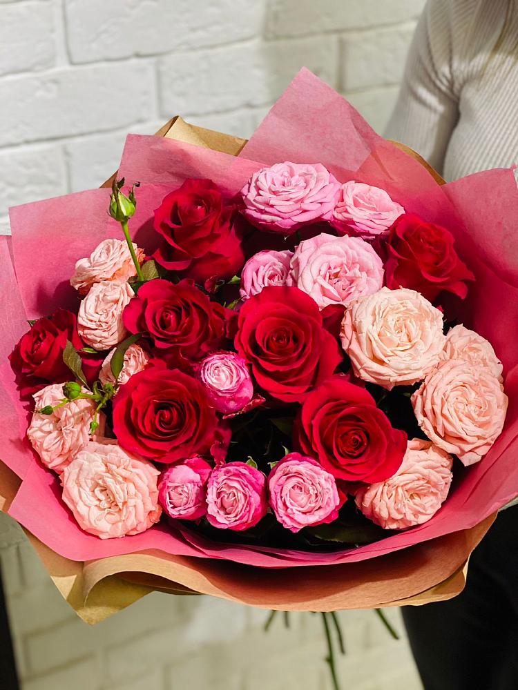 Букет цветов из: Розы в Лесные Поляны