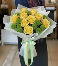 Букет цветов из:  Хризантемы и Розы в Лесные Поляны