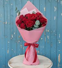 Букет цветов из:  Розы в Лесные Поляны
