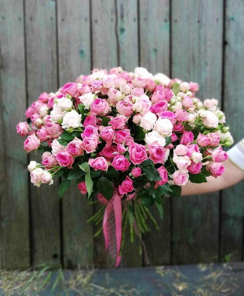 Букет Розовые кустовые розы Натали и Лав Лидия в Лесные Поляны