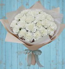 Букет цветов из:  Гвоздики в Лесные Поляны