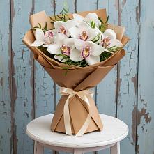 Букет цветов из:  Орхидеи и Розы #REPLACE_PRED# Лесные Поляны